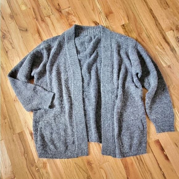 Fuzzy Patch Pocket Oversized Cardigan - Picture 3 of 5